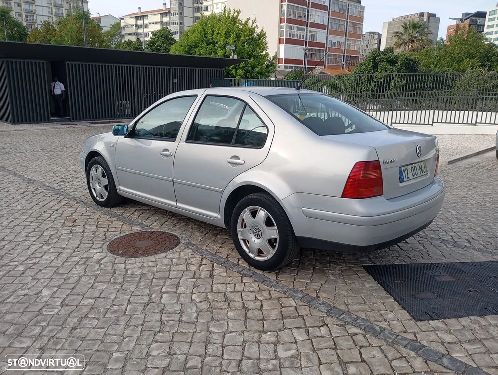VW Bora 1.9 TDi Confortline - 4