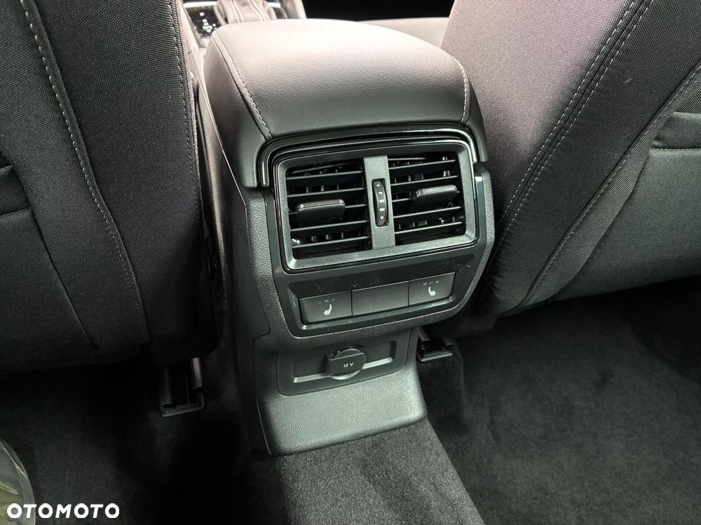 Skoda Karoq - 27