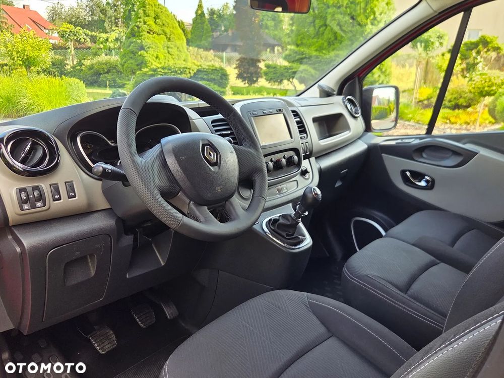 Renault Trafic - 25