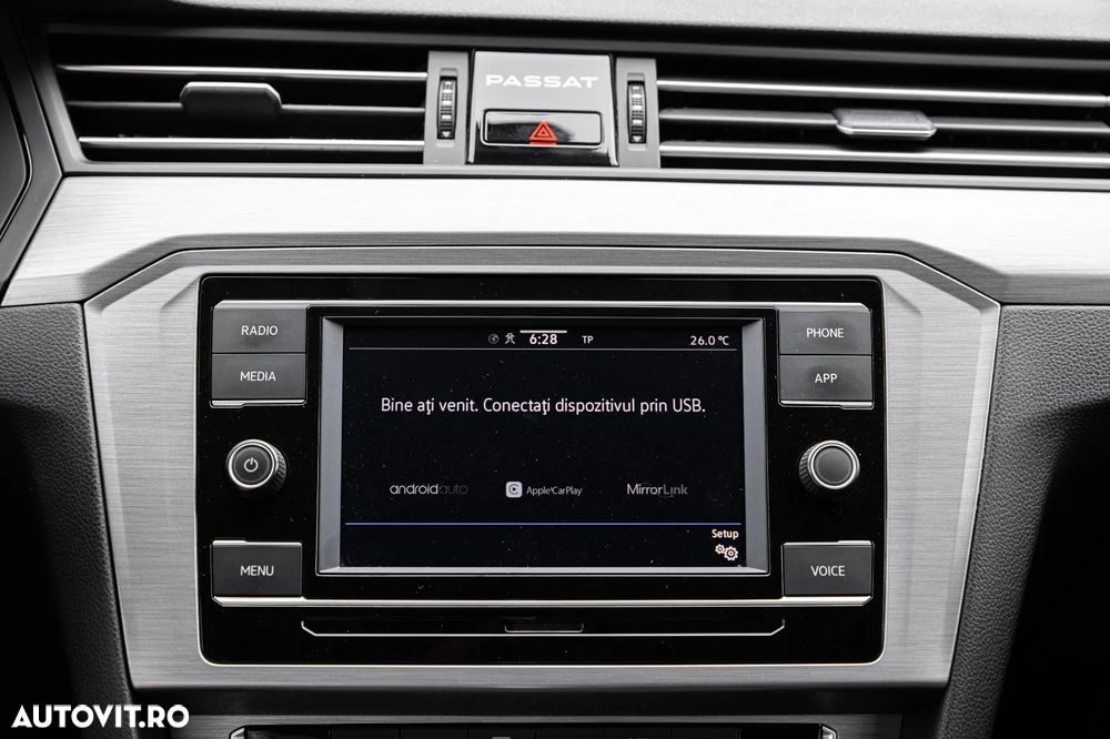 Volkswagen Passat 2.0 TDI DSG Comfortline - 30