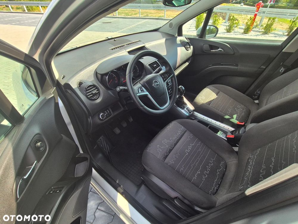 Opel Meriva 1.4 T Cosmo S&S - 9