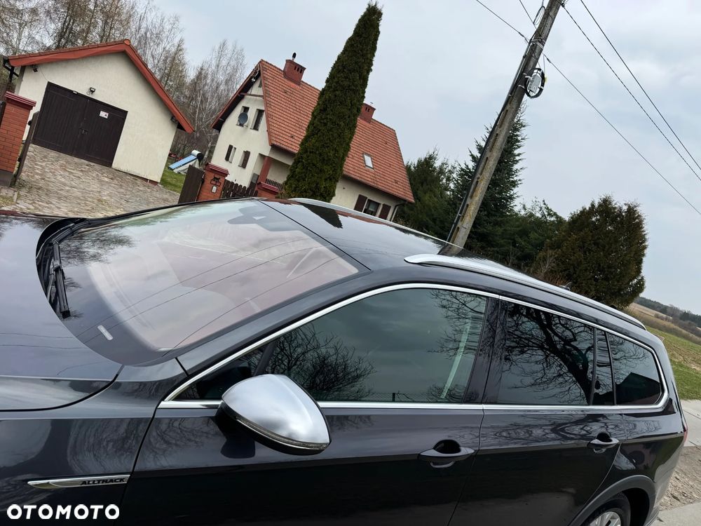 Volkswagen Passat Alltrack 2.0 TDI SCR 4Motion DSG - 9