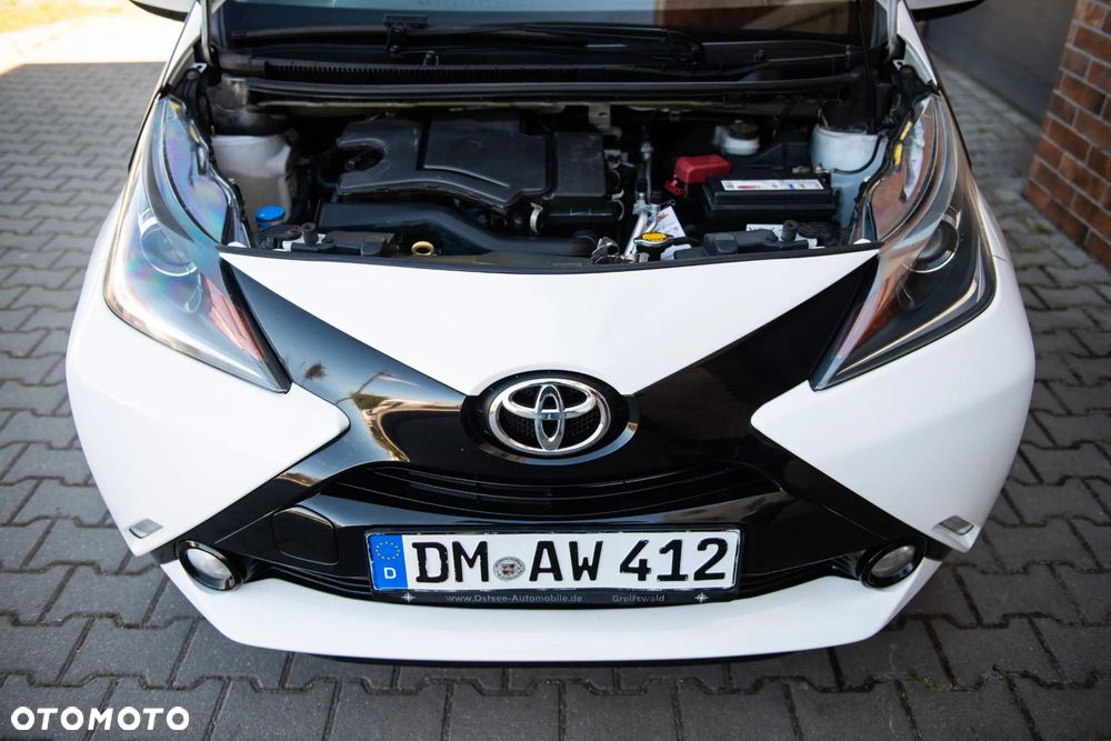 Toyota Aygo x-play Eco - 37