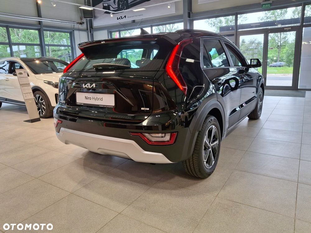Kia Niro 1.6 GDI Hybrid M - 2