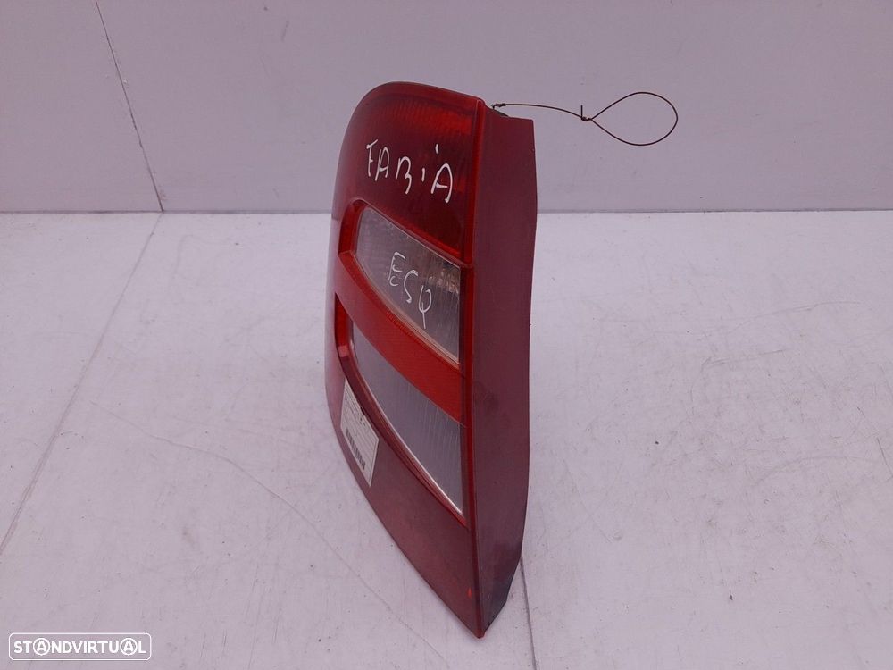 Farolim direito SKODA Fabia I Hatchback (6Y2) - 2