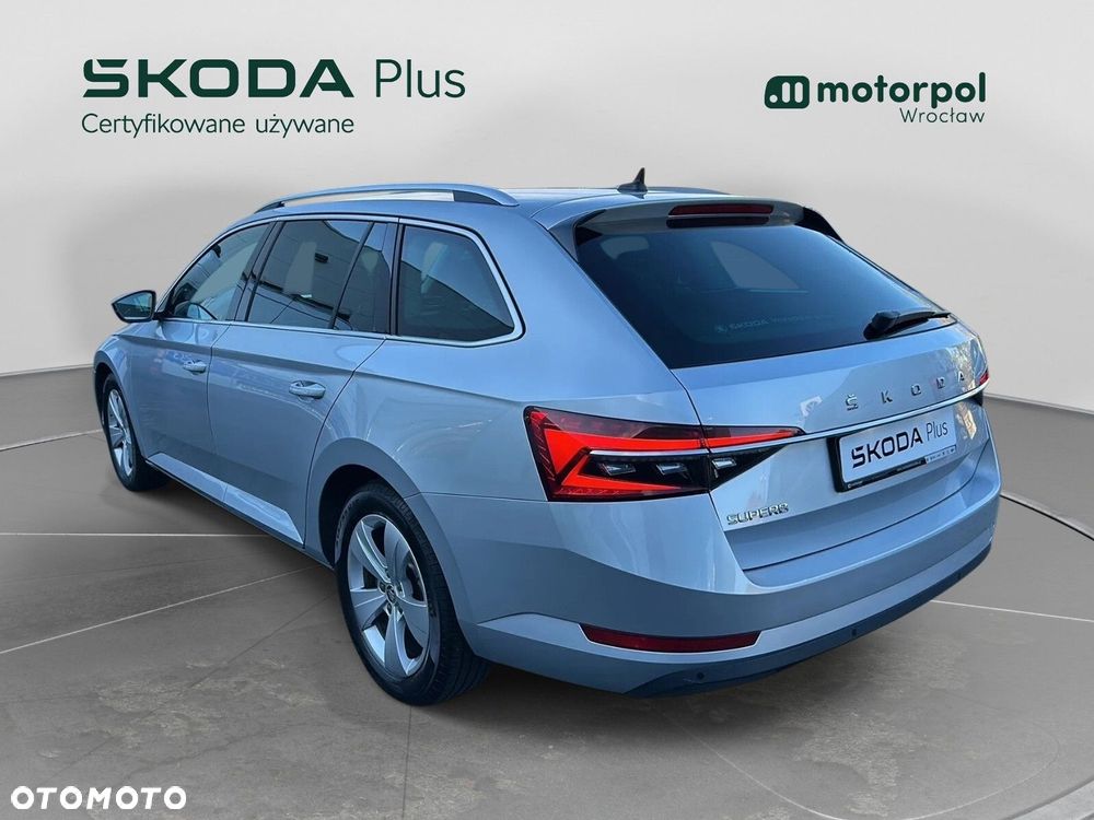 Skoda Superb 2.0 TDI SCR Style DSG - 2