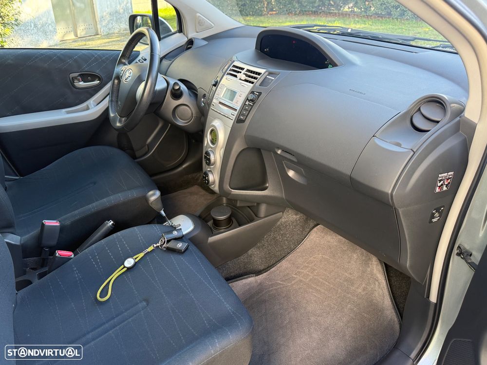 Toyota Yaris 1.0 VVT-i Sol High Pack MMT VSC+TRC - 7