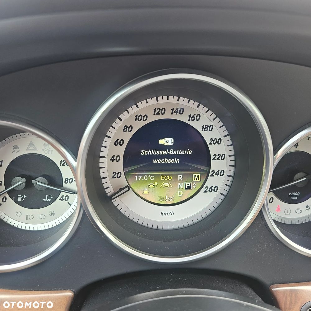 Mercedes-Benz CLS 350 BlueEff - 37