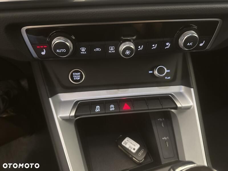 Audi Q3 35 TFSI mHEV S tronic - 16