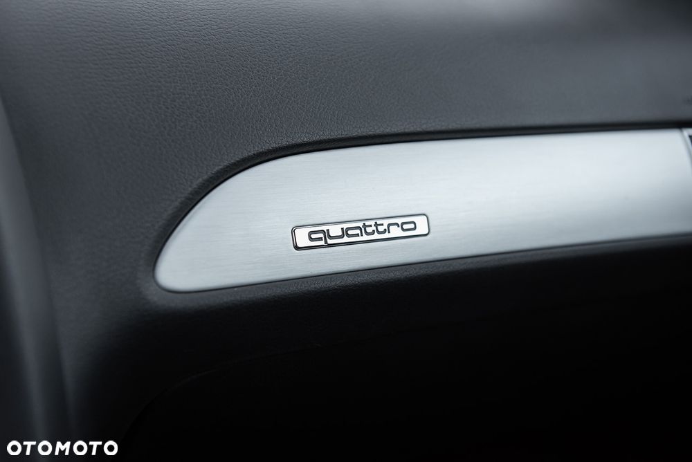 Audi A6 Avant 3.0 TDI Quattro Tiptronic - 25