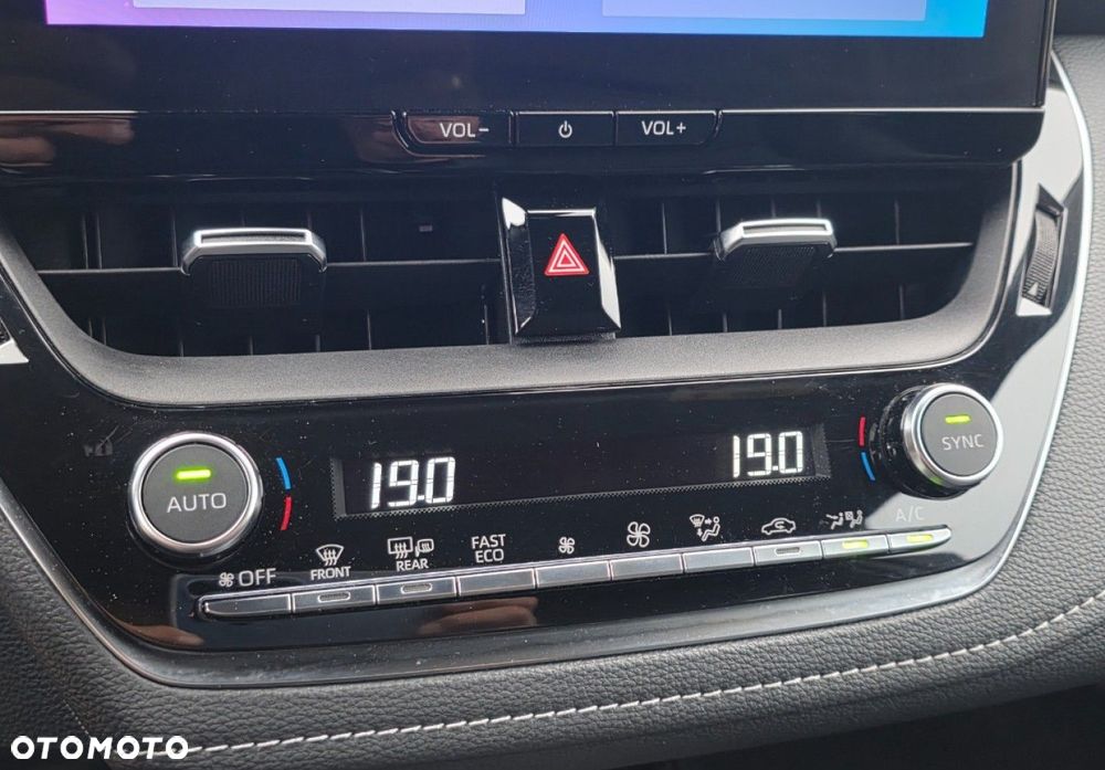 Toyota Corolla - 14