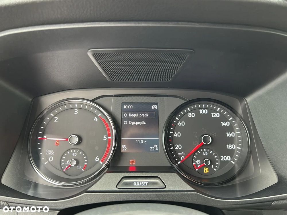 Volkswagen Crafter Furgon 4490 - 21