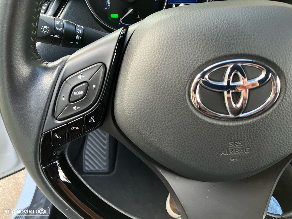 Toyota C-HR 1.8 Hybrid Square Collection — fotografia 19