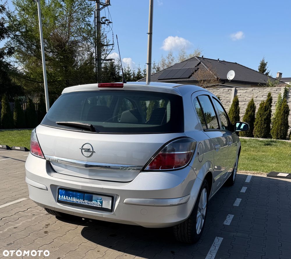 Opel Astra 1.7 CDTI ecoFLEX - 6