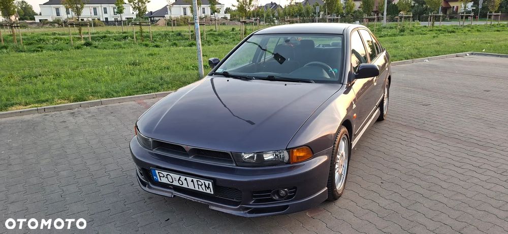 Mitsubishi Galant - 1