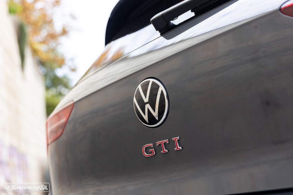 VW Golf 2.0 TSI OPF DSG GTI - 14
