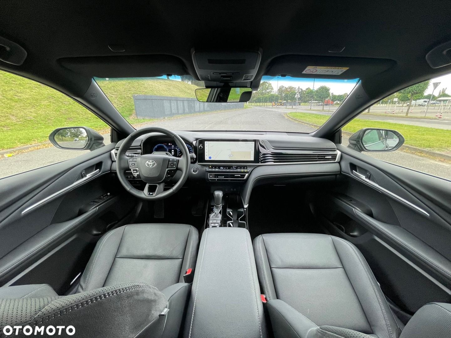 Toyota Camry - 26