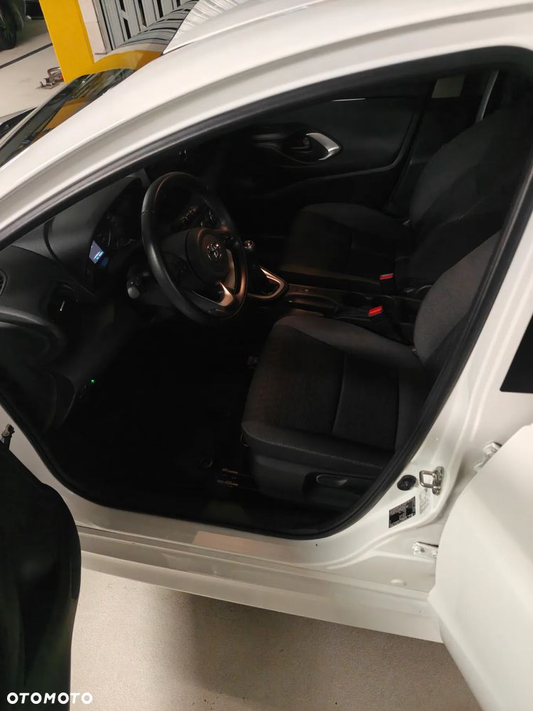 Toyota Yaris 1.0 Comfort - 17