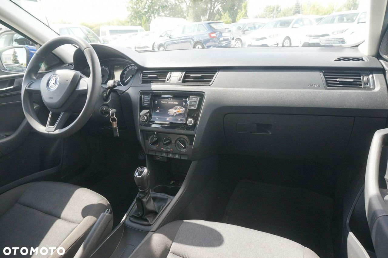 Skoda RAPID 1.0 TSI Active - 18