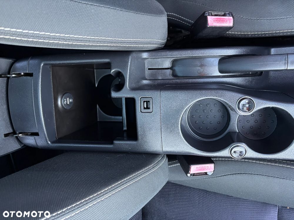 Nissan Qashqai+2 1.6 dCi Tekna S&S - 25