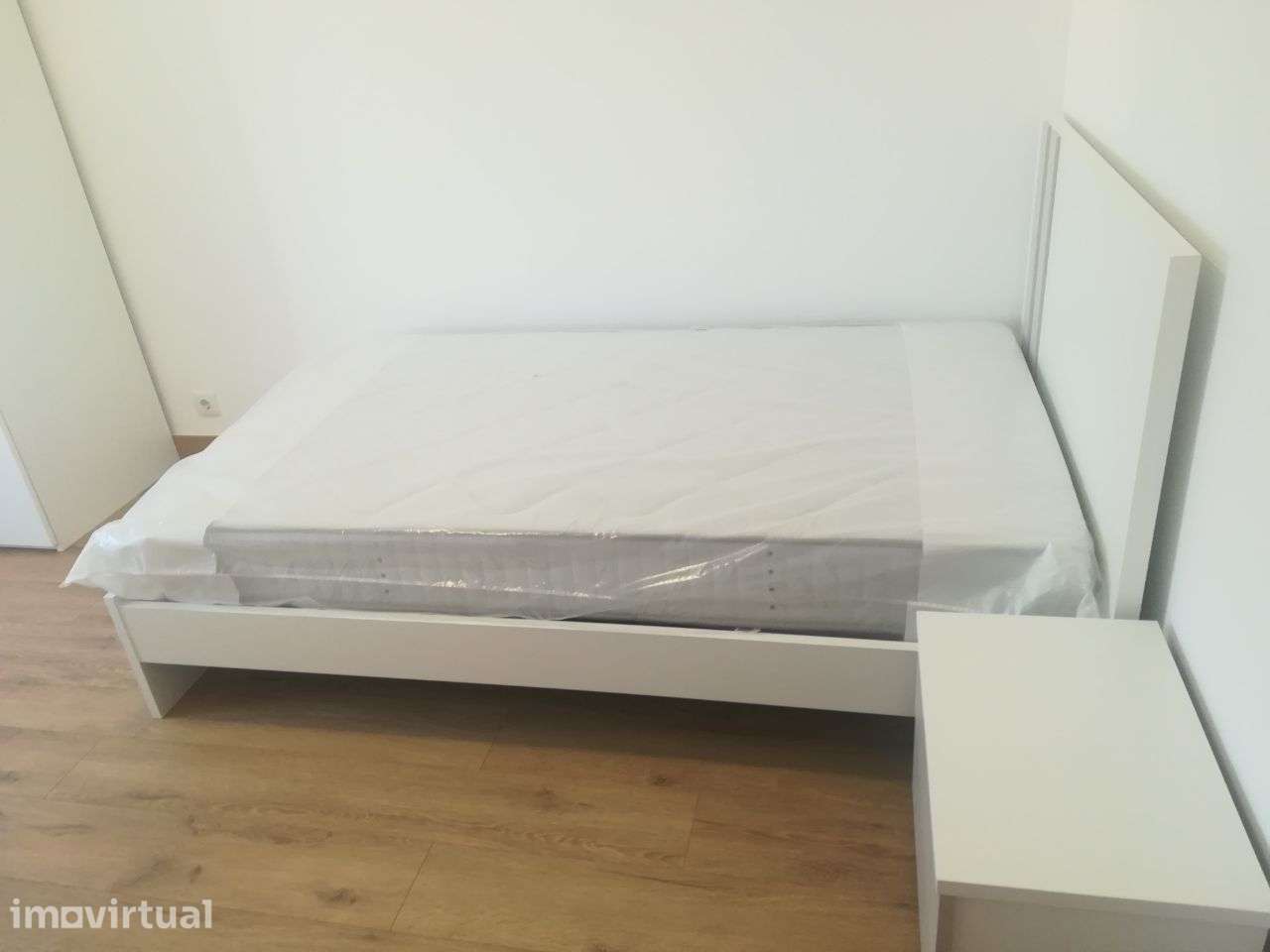 Arrenda-se Quarto para estudantes - Grande imagem: 3/16