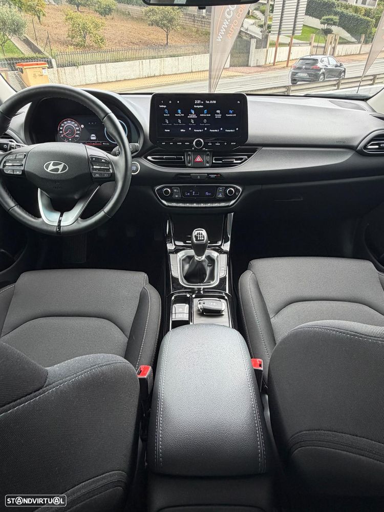 Hyundai i30 CW - 10