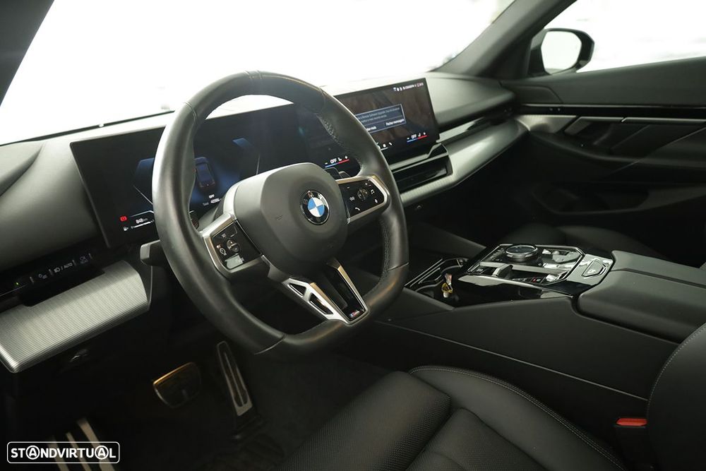 BMW 520 d Pack Desportivo M - 7