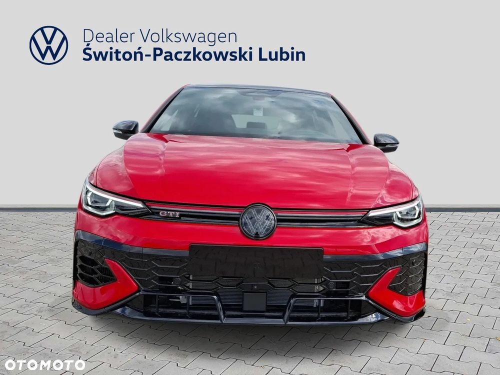 Volkswagen Golf - 8