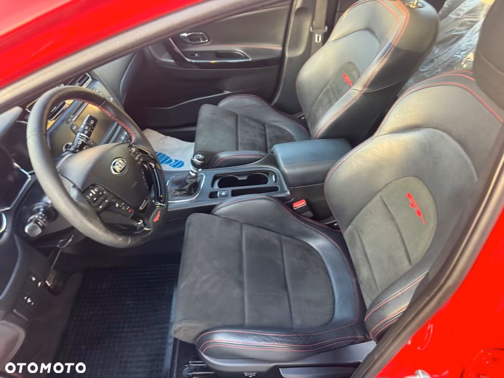 Kia Ceed 1.6 T-GDI GT-Track - 9