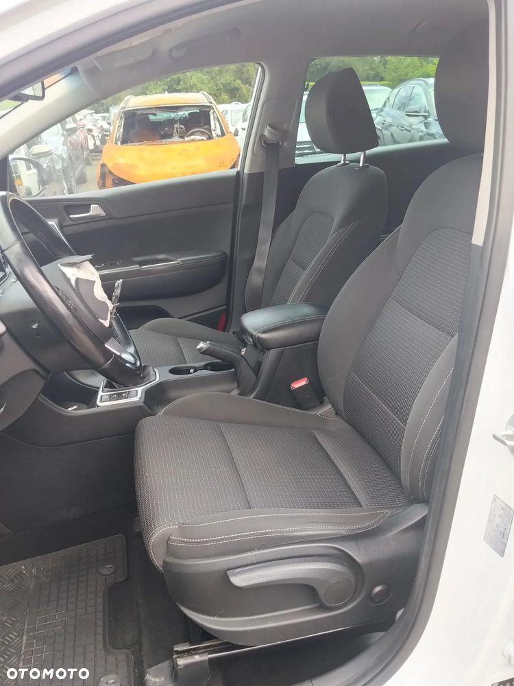Kia Sportage - 17