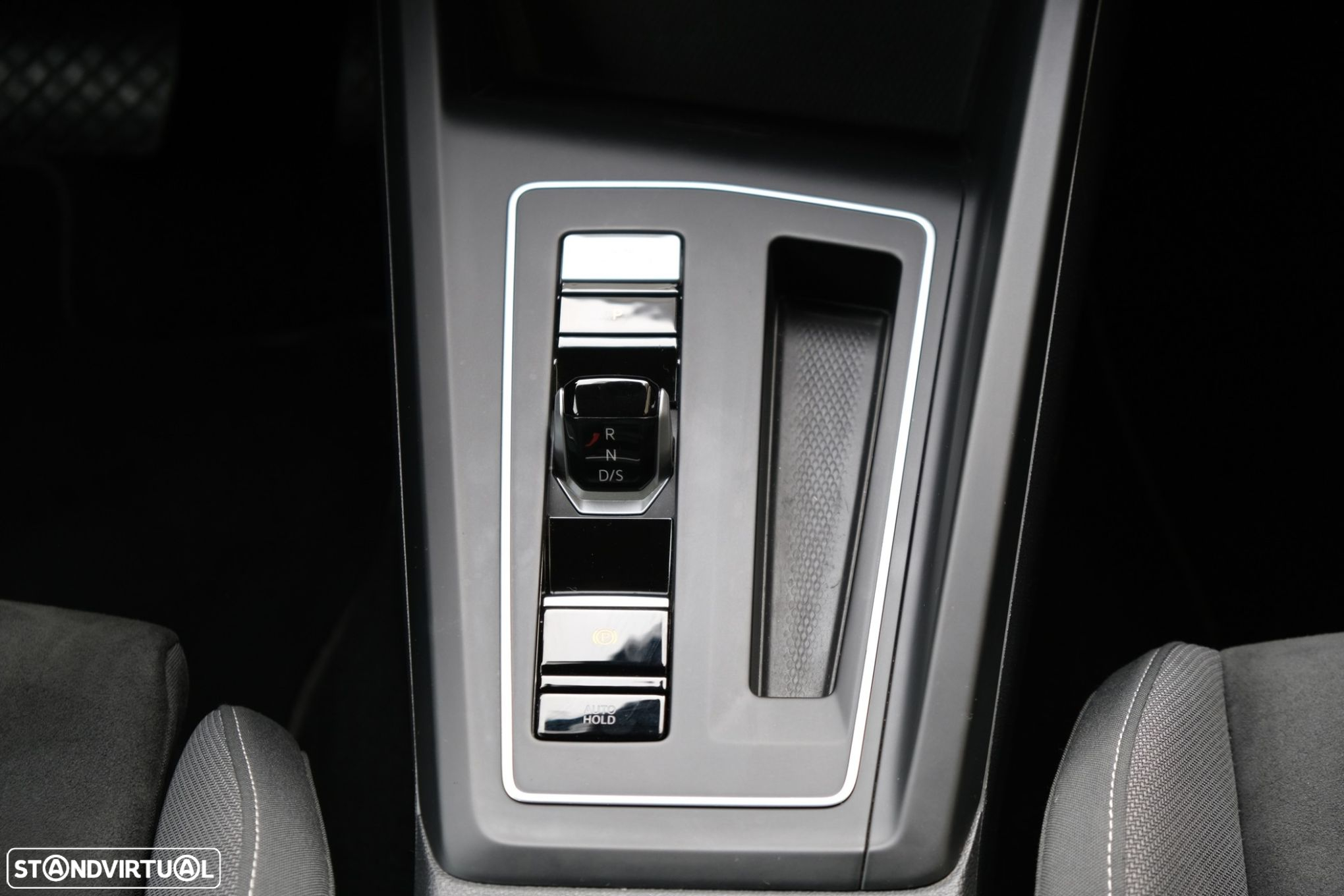 VW Golf 1.4 TSI e-Hybrid DSG - 16