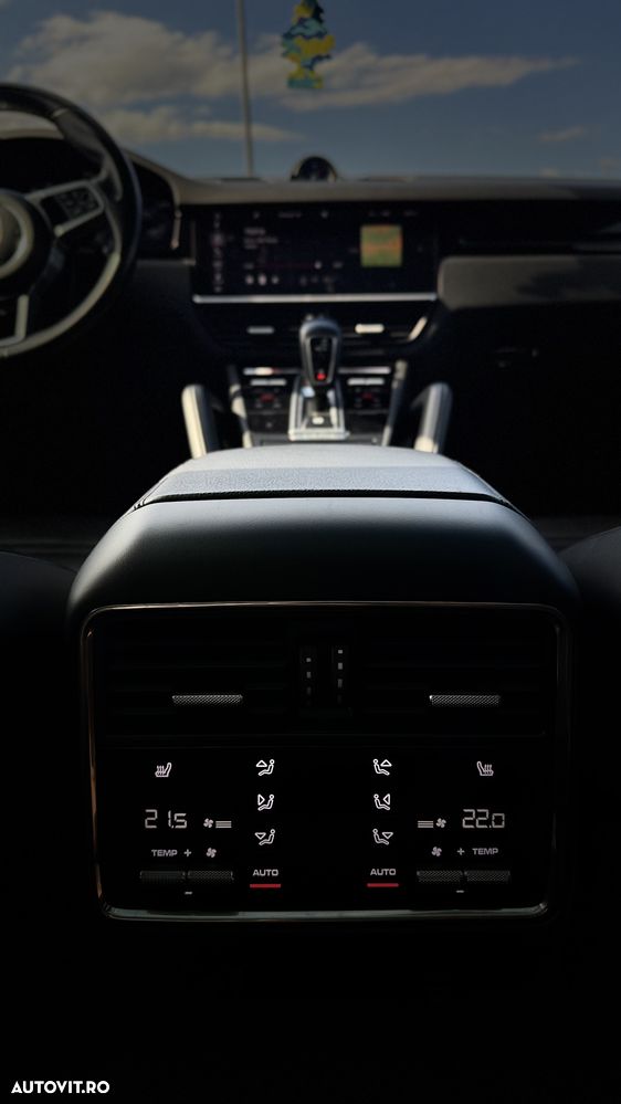 Porsche Cayenne Tiptronic S - 14