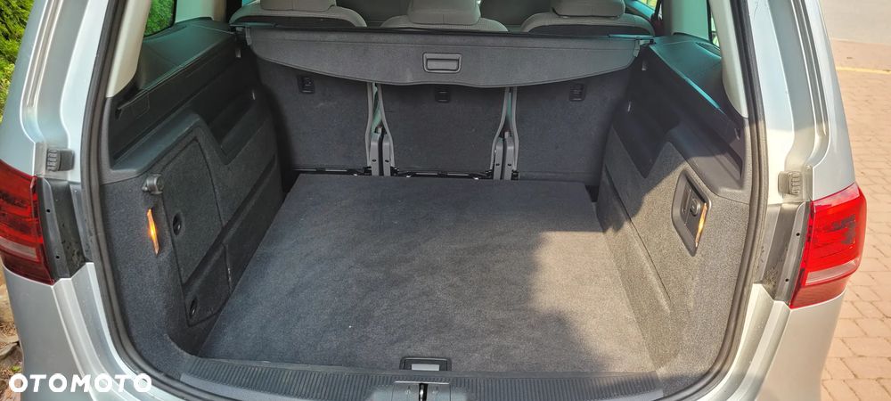 Volkswagen Sharan - 27