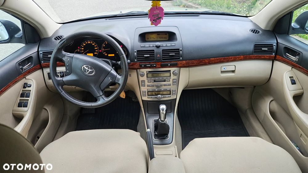Toyota Avensis 1.8 VVT-i Sol - 6