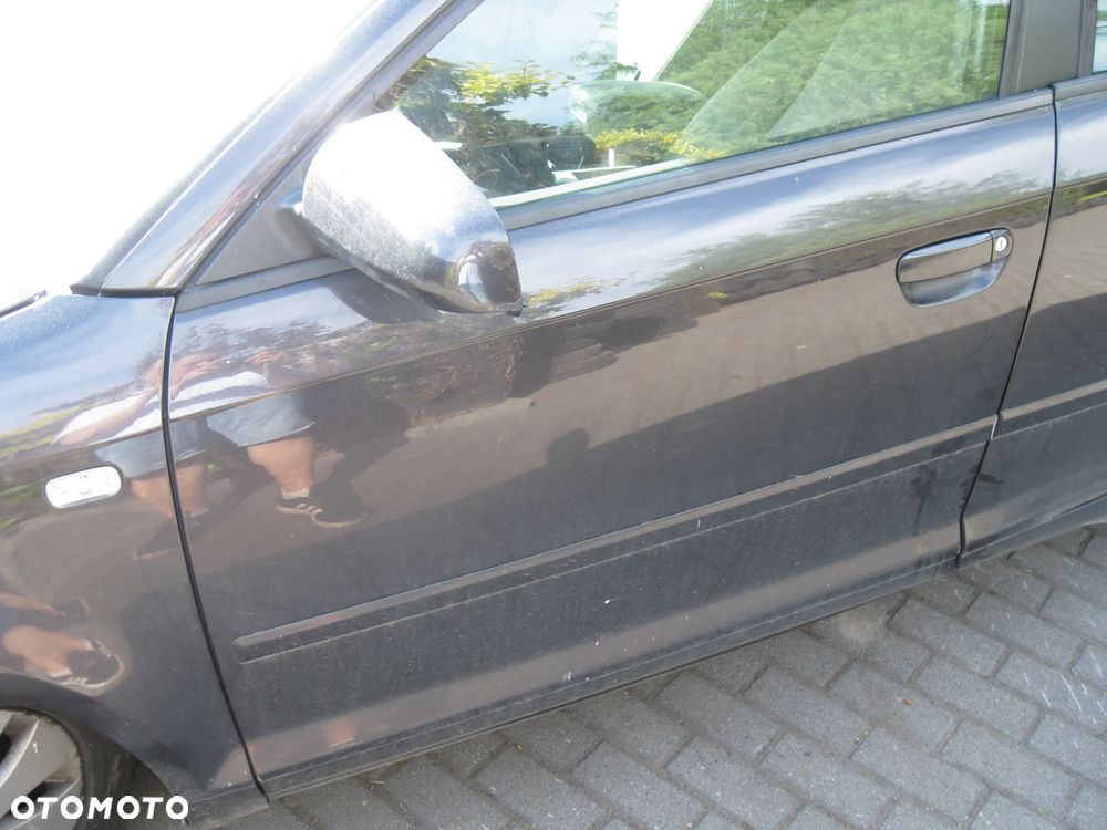audi a3 8p drzwi wersia 5d kolor lz7l - 2