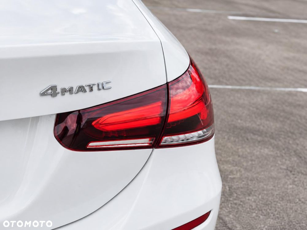 Mercedes-Benz Klasa A 220 4Matic 7G-DCT - 6