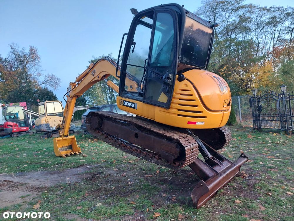 JCB 8056 - 9