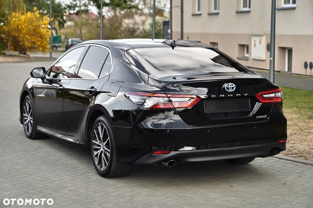 Toyota Camry 2.5 Hybrid Executive CVT - 13