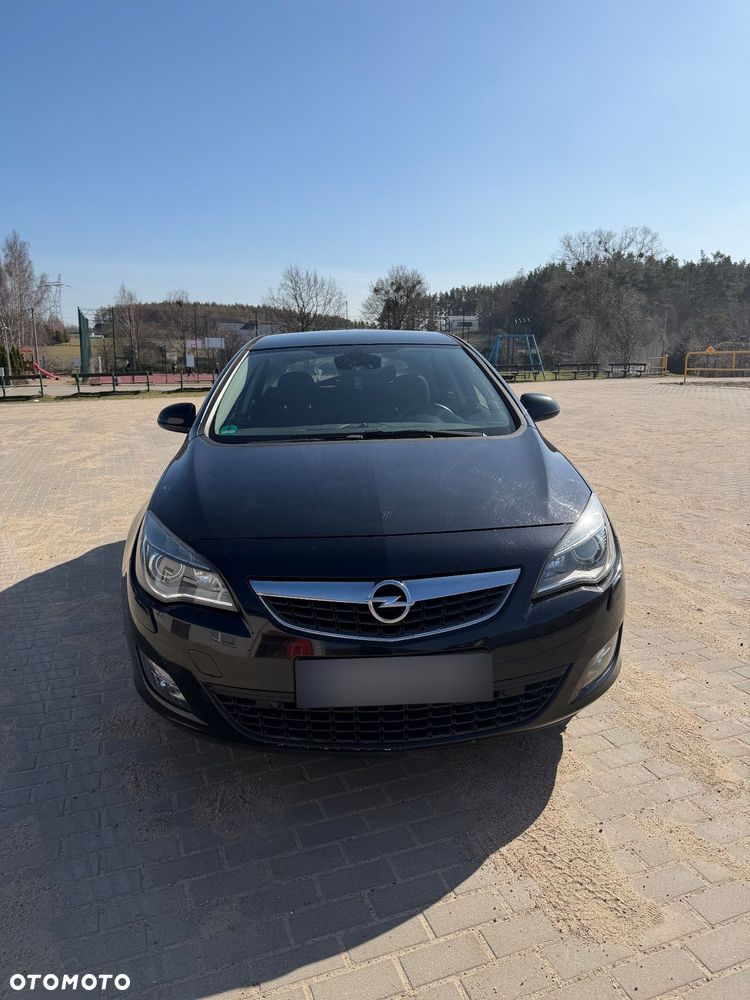 Opel Astra 2.0 CDTI Cosmo - 3