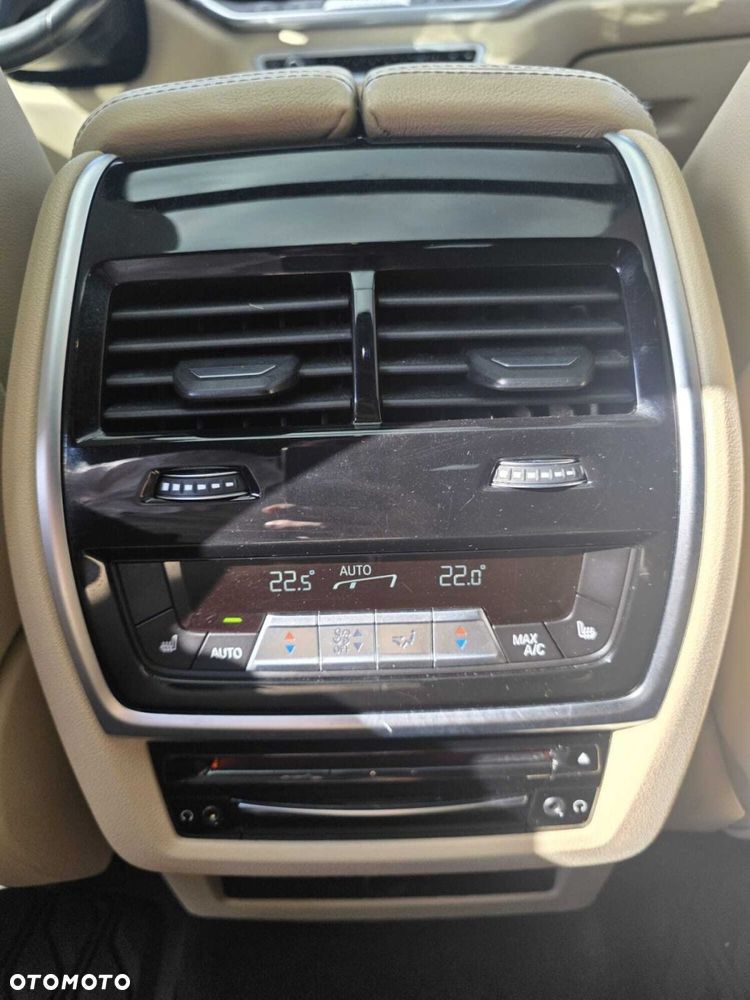 BMW X6 xDrive40d mHEV - 25