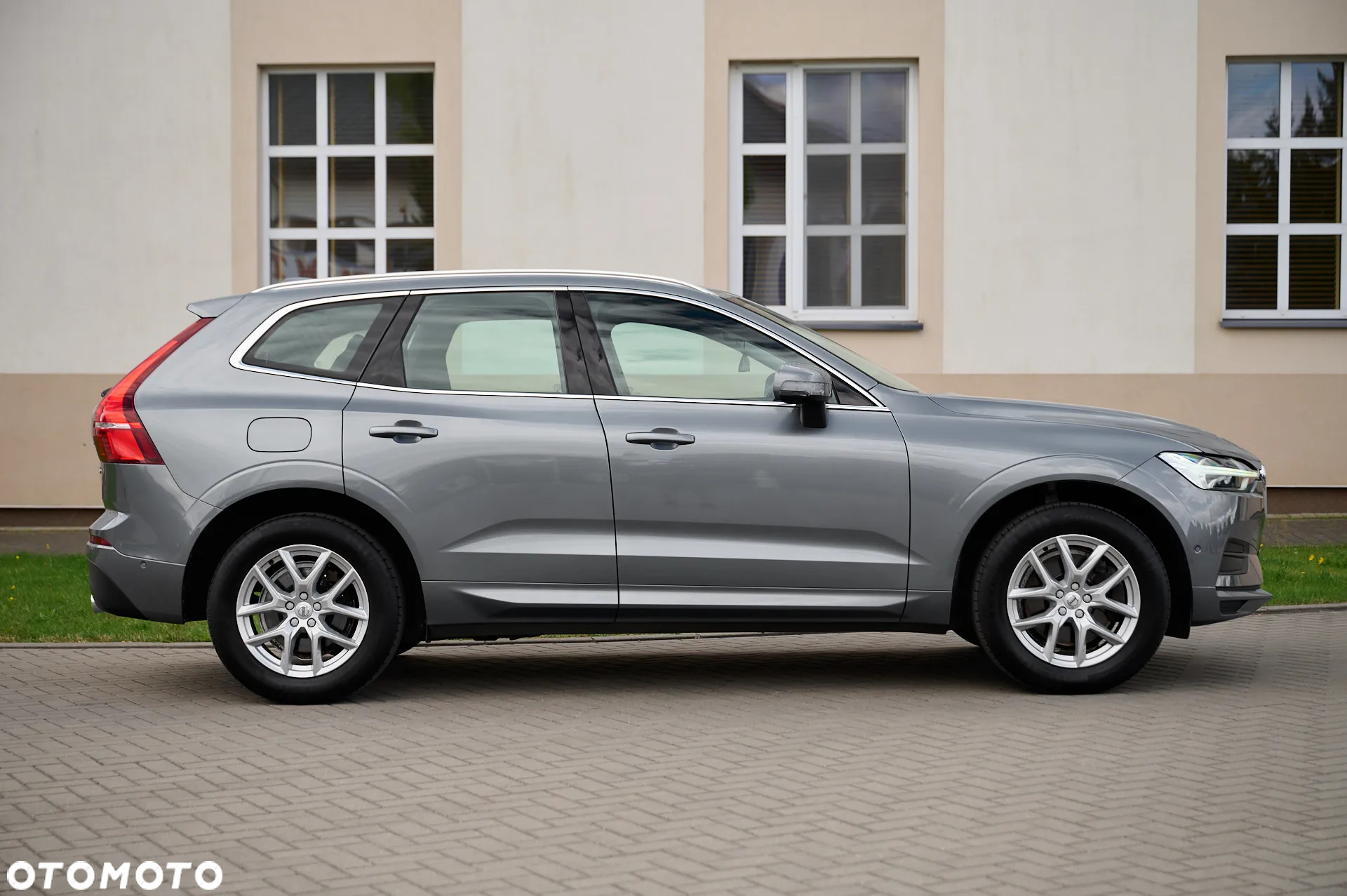 Volvo XC 60 D3 Momentum Pro - 18