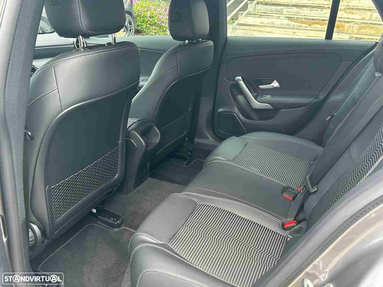 Mercedes-Benz CLA 180 d - 9