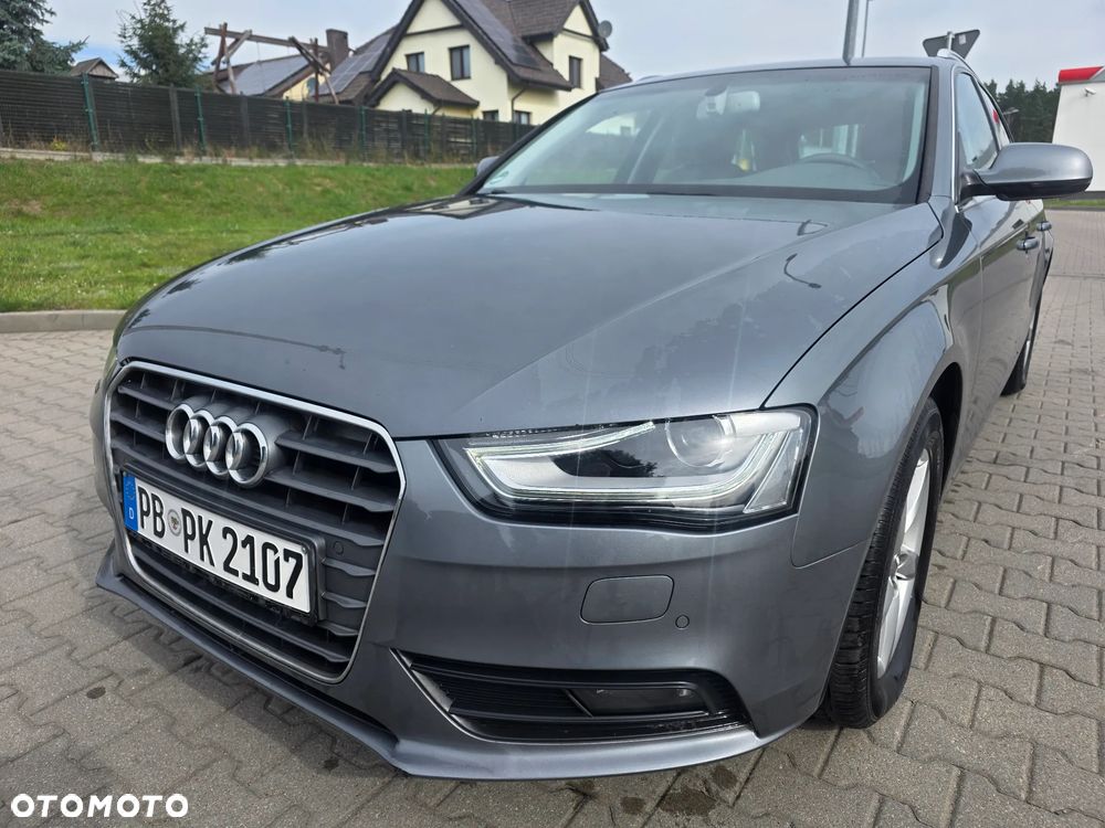 Audi A4 Avant 2.0 TDI DPF Attraction - 1