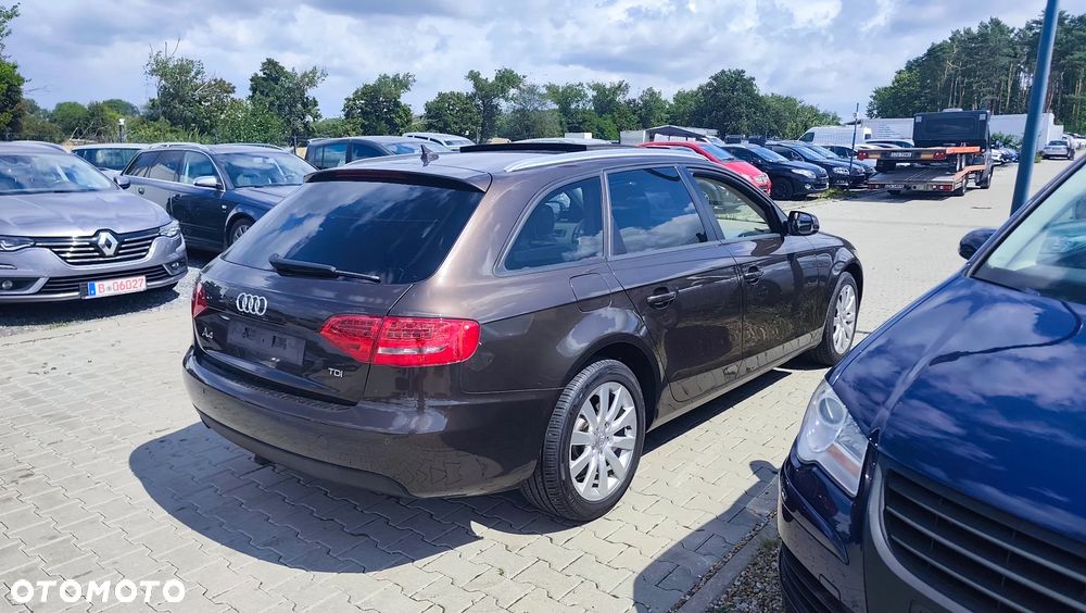Audi A4 Avant - 15