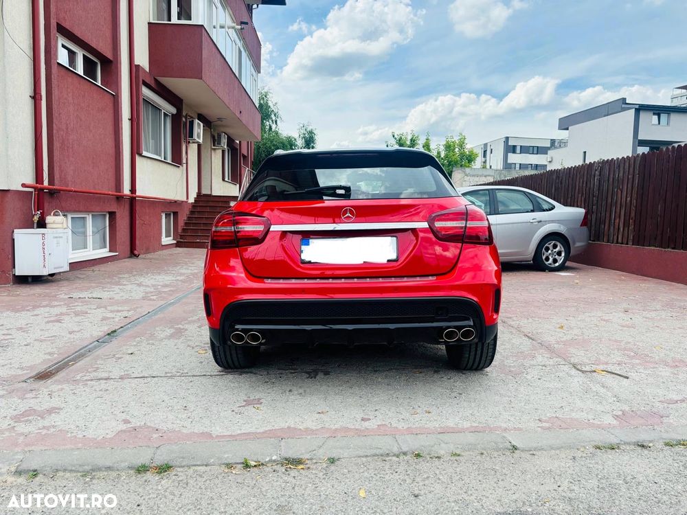 Mercedes-Benz GLA 220 4MATIC - 17