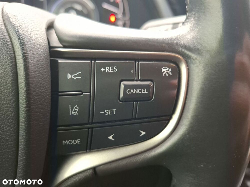 Lexus UX 250h GPF Business 2WD - 33