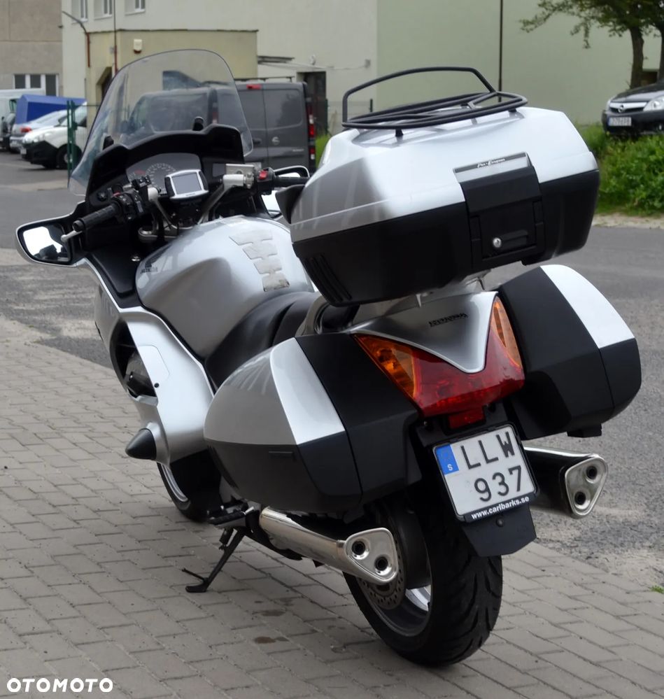 Honda ST - 7