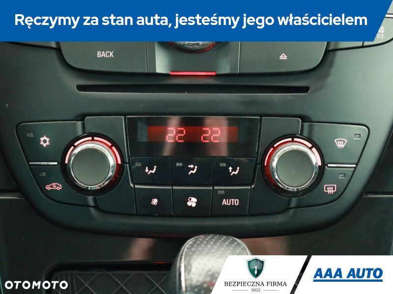 Opel Insignia - 17