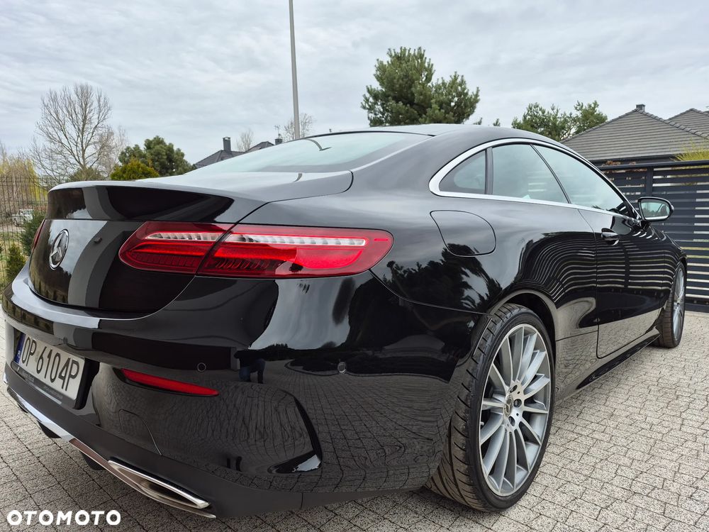 Mercedes-Benz Klasa E 300 9G-TRONIC AMG Line - 8