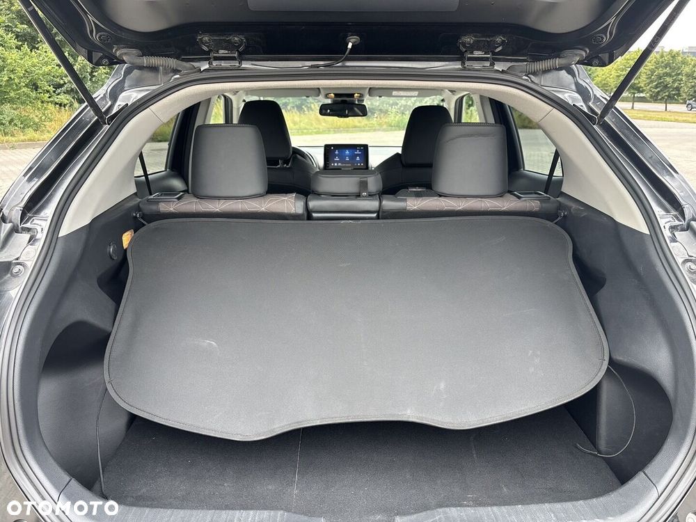 Toyota Yaris Cross - 16